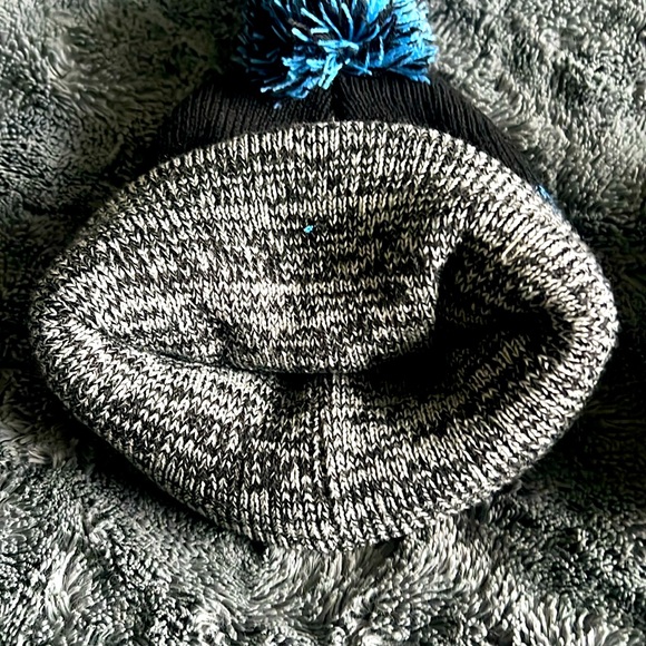 🔥🦁🏈🎄GIFT READY! TWO Detroit Lions Stocking Caps - Picture 5 of 5